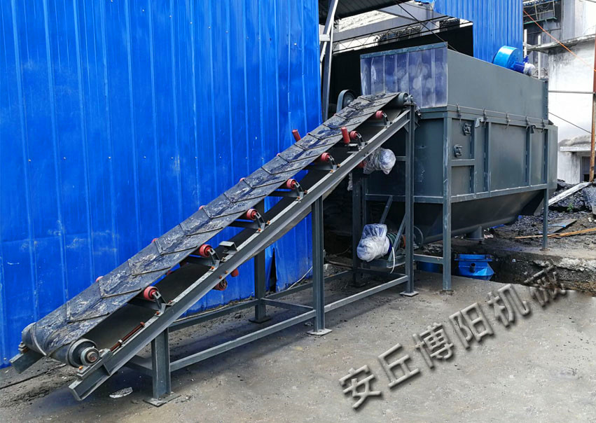 石墨粉無塵拆包機再生產過程中的使用優(yōu)勢表現在哪里