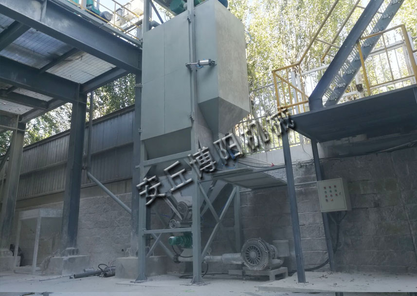 工業(yè)鹽噸袋拆包機(jī)為什么能均勻下料？